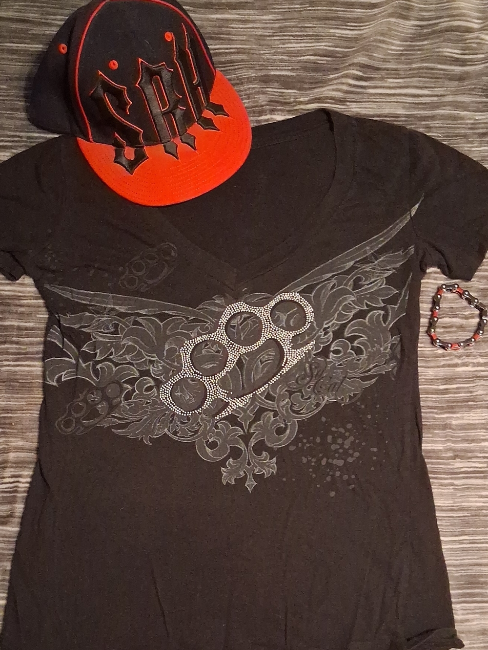 Black Rhinestone Fleur V-Neck Graphic Tee - Women